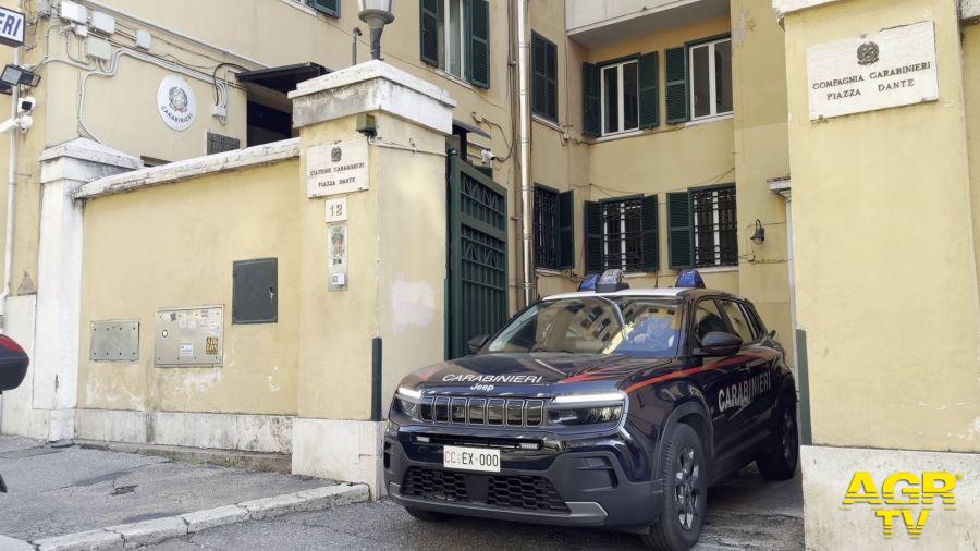 Carabinieri piazza Dante Carabinieri piazza Dante