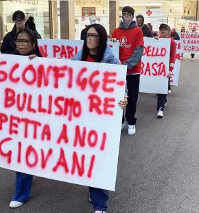 (AGR) Flash mob contro il bullismo in 550 scuole italiane
