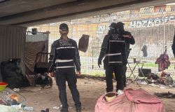 Carabinieri Parioli e Polizia locale sgombero ponte delle valli