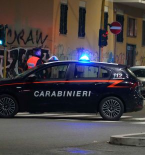 (AGR) Roma, Conca d'Oro, sventato colpo in una gioielleria, i ladri avevano danneggiato con un martello la vetrina