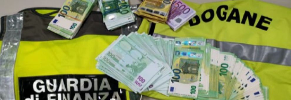 Aeroporto di Pisa: scoperti nel 2025 oltre 2 milioni di euro non dichiarati alla dogana dai passeggeri