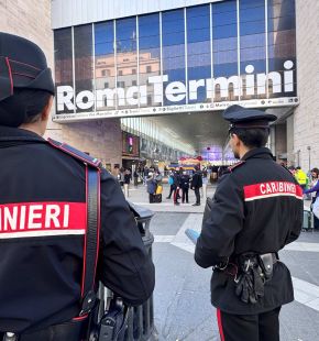 Roma Termini, giro di vite dei Carabinieri, 6 arresti, sequestrati 18 mila euro in contanti ed 80 kg. di alimenti non tracciati
