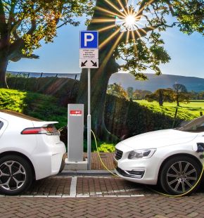 Roma, accesso alla ZTL delle auto elettriche, sconto del 50% del permesso annuale Roma, accesso alla ZTL delle auto elettriche, sconto del 50% del permesso annuale