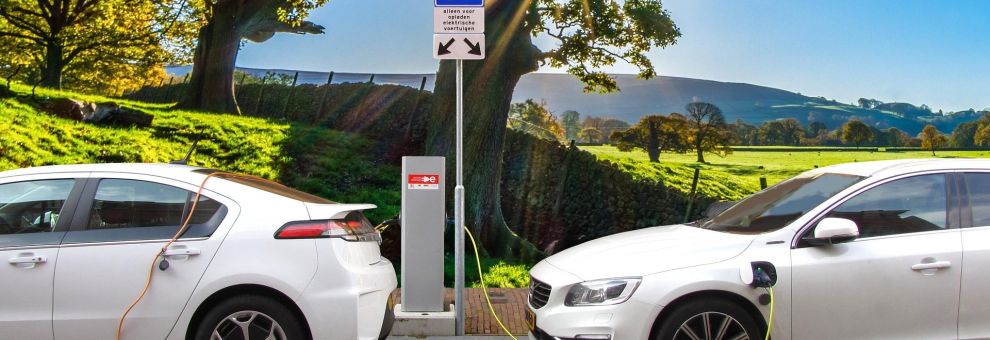 Roma, accesso alla ZTL delle auto elettriche, sconto del 50% del permesso annuale Roma, accesso alla ZTL delle auto elettriche, sconto del 50% del permesso annuale