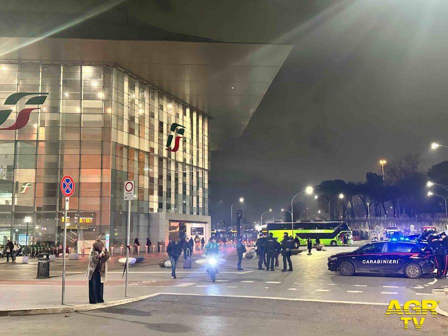 Carabinieri Parioli controlli stazione Tiburtina Carabinieri Parioli controlli stazione Tiburtina