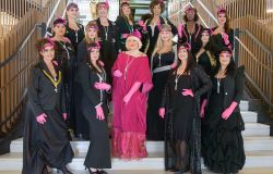 Milano, in passerella le modelle curvy....con due collezioni firmate da Barbara Braghin