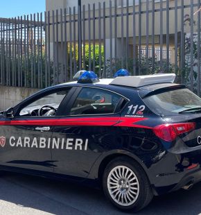 Ardea, arrestato 17enne per minacce ed estorsione, era fuggito da una Comunità per minori