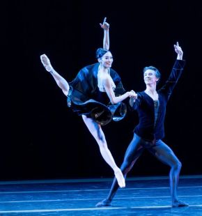 Les Étoiles 2026, al via il galà dell'amore