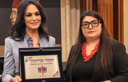 l’attrice e testimonial sociale Maria Grazia Cucinotta con la senatrice Cinza  Pellegrino - Foto da comunicato stampa