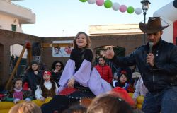 Fiumicino, feste di carnevale, libri e film