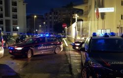 Ostia, non si ferma all'alt dei Carabinieri e si schianta contro un auto in sosta, arrestata una 27enne (art.192 comma 7bis)