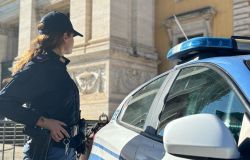 Roma, furti nel mirino della Polizia, dai Grandi Magazzini ad una gioielleria, in manette 15 topi d'appartamento