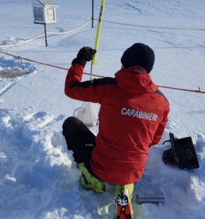 Meteomont Carabinieri, dopo le abbondanti nevicate scatta l'allarme per il pericolo valanghe