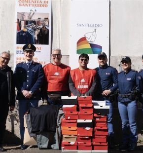 Roma, la Polizia dona beni sequestrati alla Comunità di Sant'Egidio Roma, la Polizia dona beni sequestrati alla Comunità di Sant'Egidio