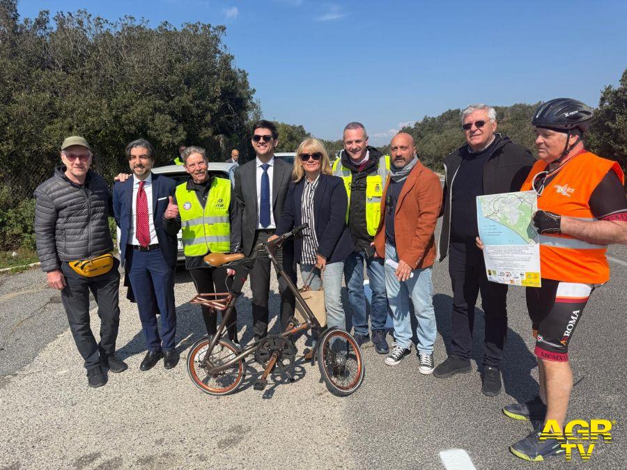 lavori sulla litoranea per tutela ciclisti foto Di Matteo lavori sulla litoranea per tutela ciclisti foto Di Matteo