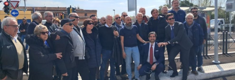 Acilia, riaperto sulla via Ostiense il capolinea dei bus Acilia, riaperto sulla via Ostiense il capolinea dei bus