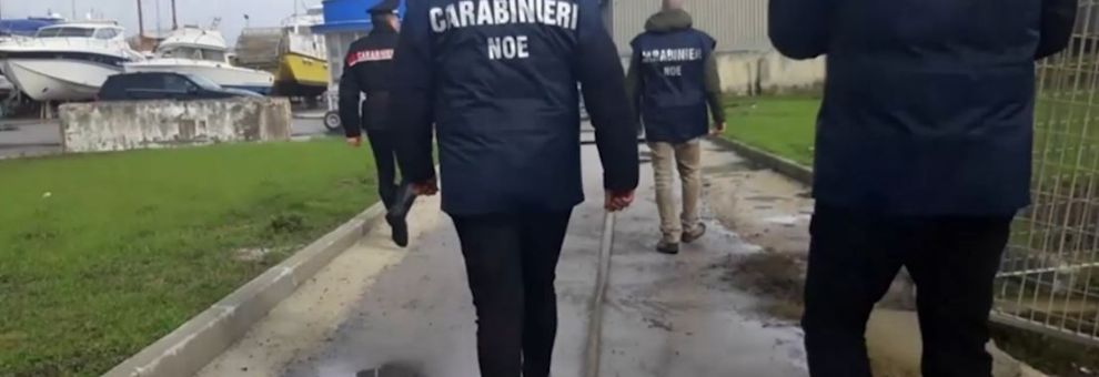 Sarno, sequestrato cantiere navale a Castellammare: rischio inquinamento Sarno, sequestrato cantiere navale a Castellammare: rischio inquinamento