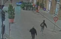 Rapina a colpi di spranga: la Polizia di Stato di Firenze rintraccia e ferma i due responsabili