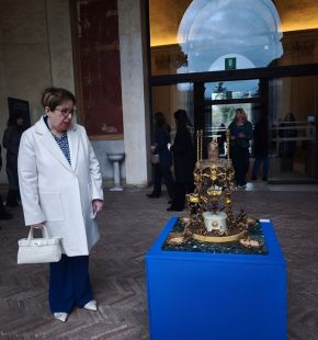 Il sorriso della Sfinge. Le sculture di Federica Zuccheri illuminano il Museo Nazionale Etrusco di Villa Giulia Il sorriso della Sfinge. Le sculture di Federica Zuccheri illuminano il Museo Nazionale Etrusco di Villa Giulia