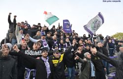 La tribuna dell'Anco Marzio festante ph credit Pino Rampolla