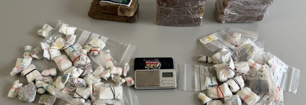 Roma, in manette padre e figlio per spaccio, il padre rimediava i clienti, il figlio cedeva la droga