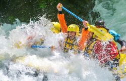Rafting, il 1° maggio riparte la stagione,  tra adrenalina, natura e grandi esperienze