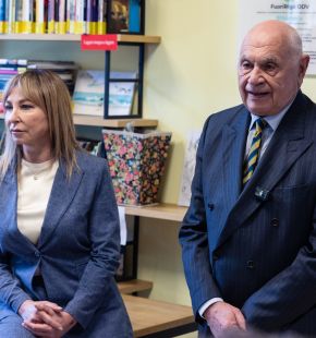 A CASAL DEL MARMO RIPARTE LIBRI LIBERI A CASAL DEL MARMO RIPARTE LIBRI LIBERI