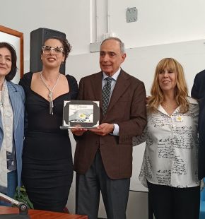 Napoli, al terminal del porto la mostra fotografica: “Women for Women against Violence” fino al 28 aprile Napoli, al terminal del porto la mostra fotografica: “Women for Women against Violence” fino al 28 aprile