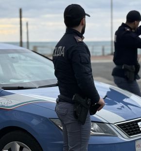 Ostia, stretta antidroga sul litorale: 5 arresti e base di spaccio scoperta con YouPol