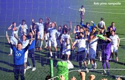 Ostia Mare la festa di giocatori e tifosi all'Anco Marzio ph credit Pino Rampolla