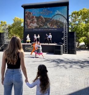Festa della mamma, divertimento assicurato per tutta la famiglia a Cinecittà World e Luneur Park