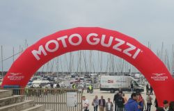 Motoraduno Ostia ingresso porto turistico
