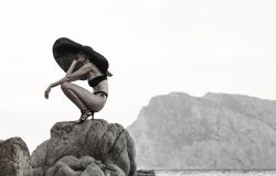 SARDEGNA Ludmilla Voronkina Bozzetti foto da servizio