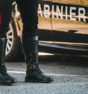 Rieti, truffa online dei falsi “Mi piace”: tre denunciati dai Carabinieri per raggiro a una 70enne