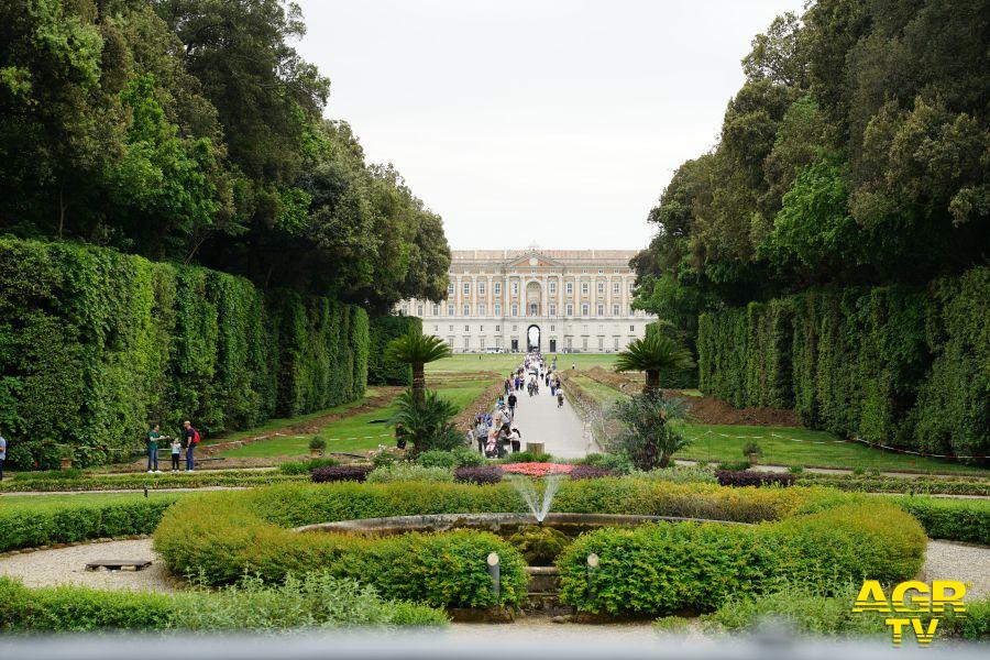 Primavera di ripartenza: cresce la voglia di viaggiare e di stare insieme - Foto S.V. Archivio AGR Primavera di ripartenza: cresce la voglia di viaggiare e di stare insieme - Foto S.V. Archivio AGR