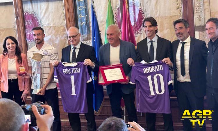 Ostia mare premiata in campidoglio con il sindaco Gualtieri l'assessore Onorato la presidente Celli Ostia mare premiata in campidoglio con il sindaco Gualtieri l'assessore Onorato la presidente Celli