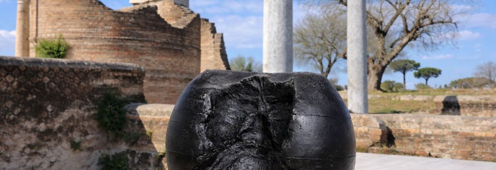 Ostia Antica, Arte in memoria alla Sinagoga del parco archeologico