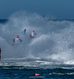 Rimini, terza tappa del Campionato Italiano moto d'acqua, tra spettacolo, tanto pubblico e grande accoglienza