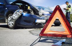 Parclick, quattro incidenti stradali su dieci in città si potrebbero evitare, i consigli di guida
