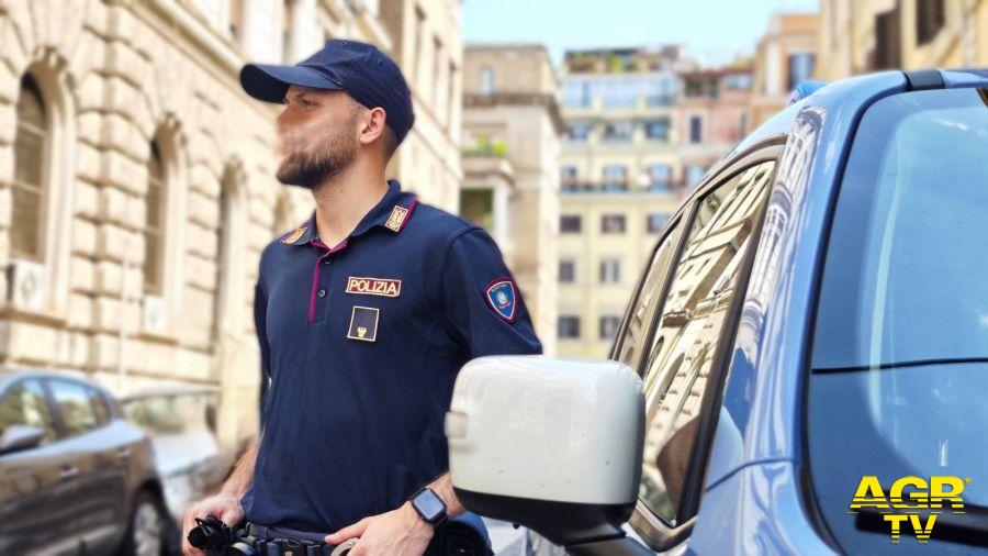 Polizia, gli agenti intervenuti Polizia, gli agenti intervenuti