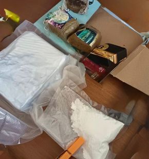 Marino, arrestato spacciatore 32enne, nascondeva nella macchina del gas hashish e cocaina
