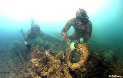 Pulifondali e Pulispiagge, i subacquei impegnati per la salvaguardia del mare