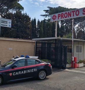 Roma, va in esandescenze aspettando il proprio turno al Pronto Soccorso del S. Eugenio, denunciato