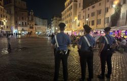 Roma, Carabinieri in prima linea nella lotta al borseggio nel centro storico