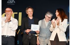 Ostia jazz Festival la premiazione del direttore del parco Alessandro D'Alessio ph credit Pino Rampolla  archeologico