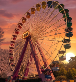 Estate, Luneur Park si fa in tre: Splash Zone, Giostre e il Luna Village, un festival serale a ingresso gratuito