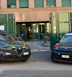 Roma, maxi-furto di energia elettrica per oltre 550 mila euro,  tre donne ai domiciliari
