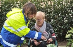 A Fiumicino il maggior numero di over 80 che usano l'App di Poste Italiane