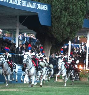 Roma, 212°annuale Fondazione Arma dei Carabinieri, chiusura in grande stile con il Carosello ed il Concerto della Banda