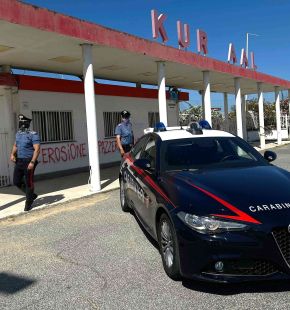 Ostia, controlli negli stabilimenti balneari, per evitare furti ed atti vandalici, un arresto e due denunce Ostia, controlli negli stabilimenti balneari, per evitare furti ed atti vandalici, un arresto e due denunce